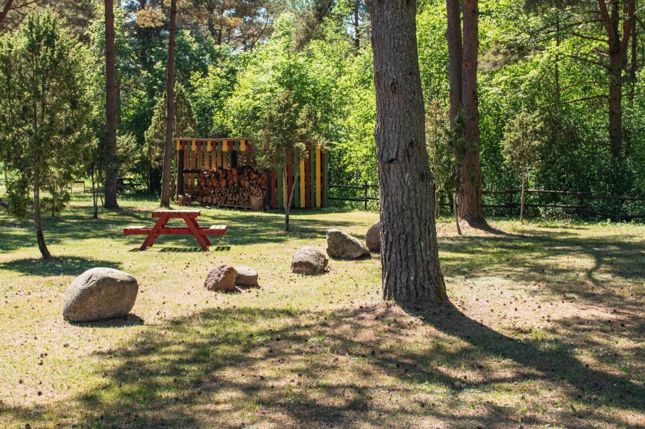 Tehumardi Camping Salme Exterior foto