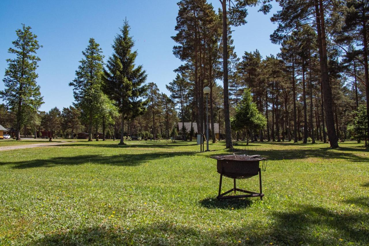 Tehumardi Camping Salme Exterior foto