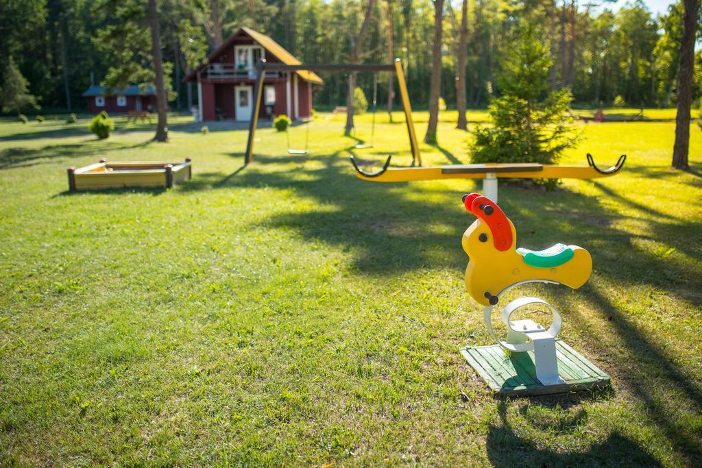 Tehumardi Camping Salme Exterior foto